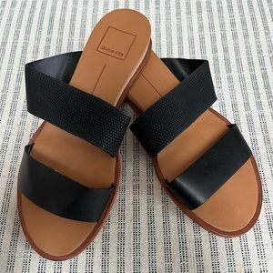 Dolce Vita Paci slide